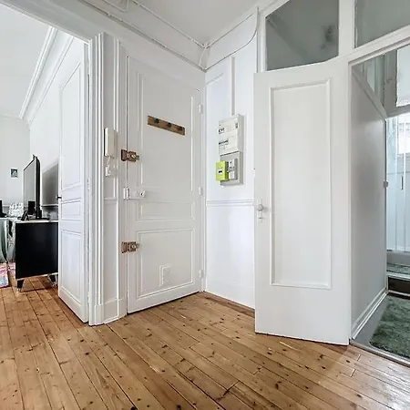 Le Clos Des Bulles Apartment