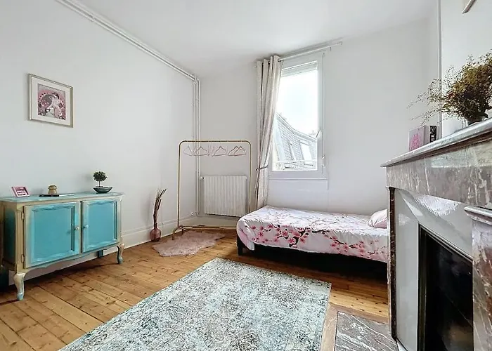 Le Clos Des Bulles Apartment *